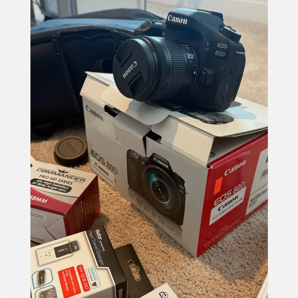 Canon EOS 80D camera EF-S 18-55mm f/4-5.6 STM kit